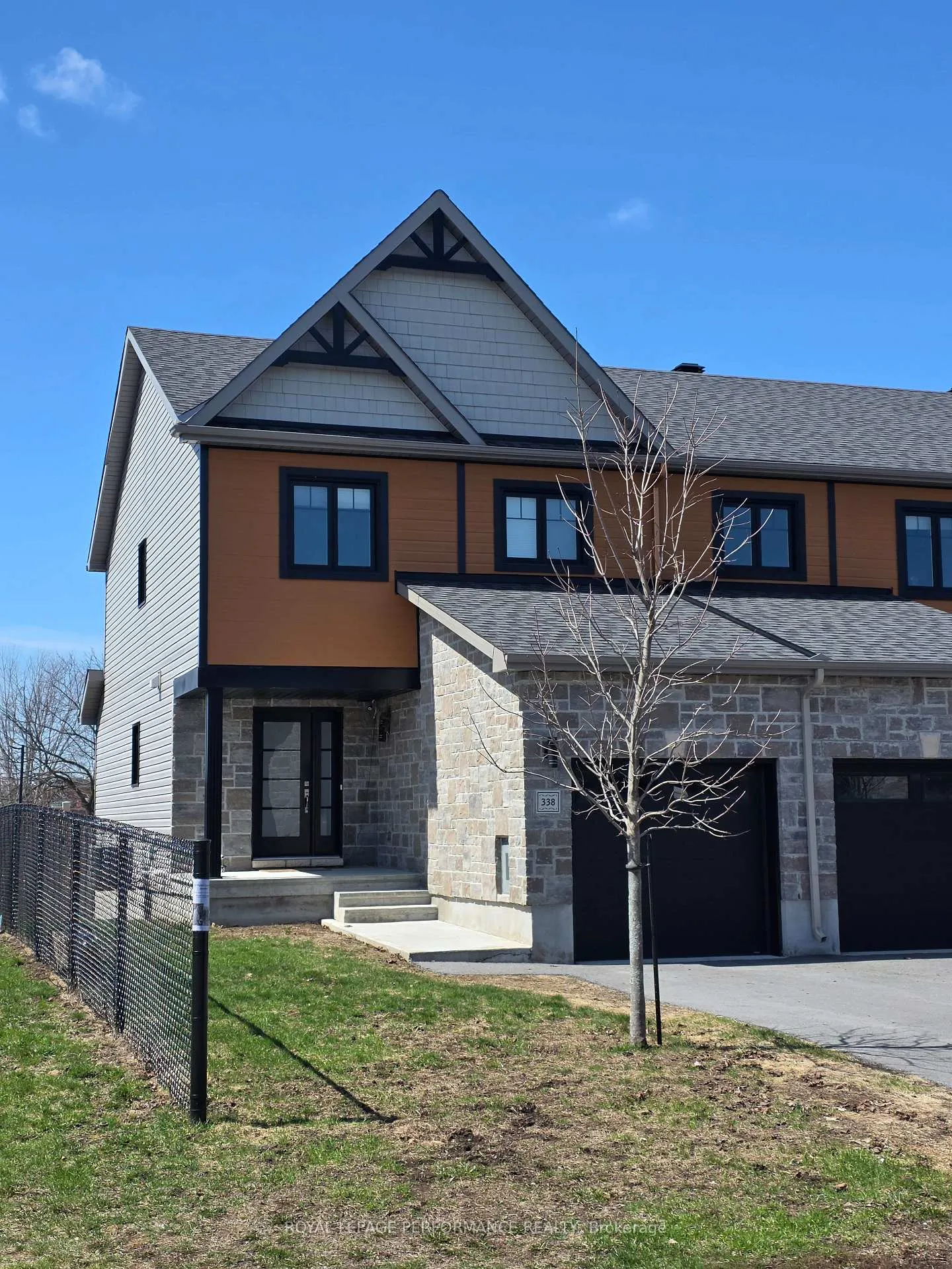 Photo 1 of 338 Twilight Avenue, Russell, Village of Russell — HOMEH