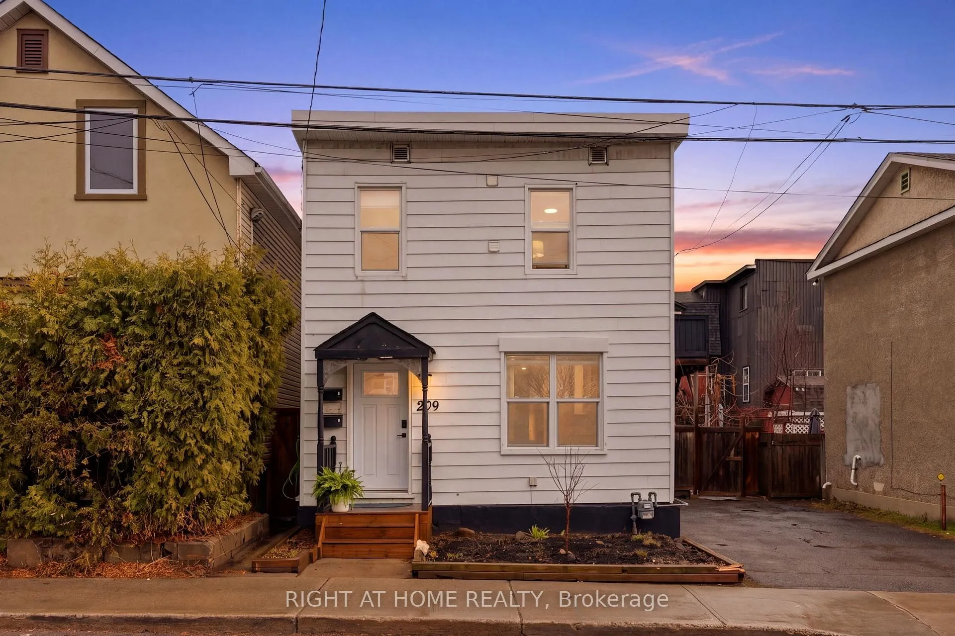 Photo 1 of 209 Marier Avenue, Ottawa, Vanier — HOMEH