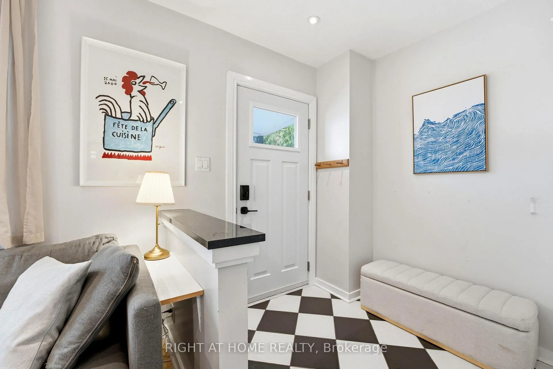Photo 3 of 209 Marier Avenue, Ottawa, Vanier — HOMEH