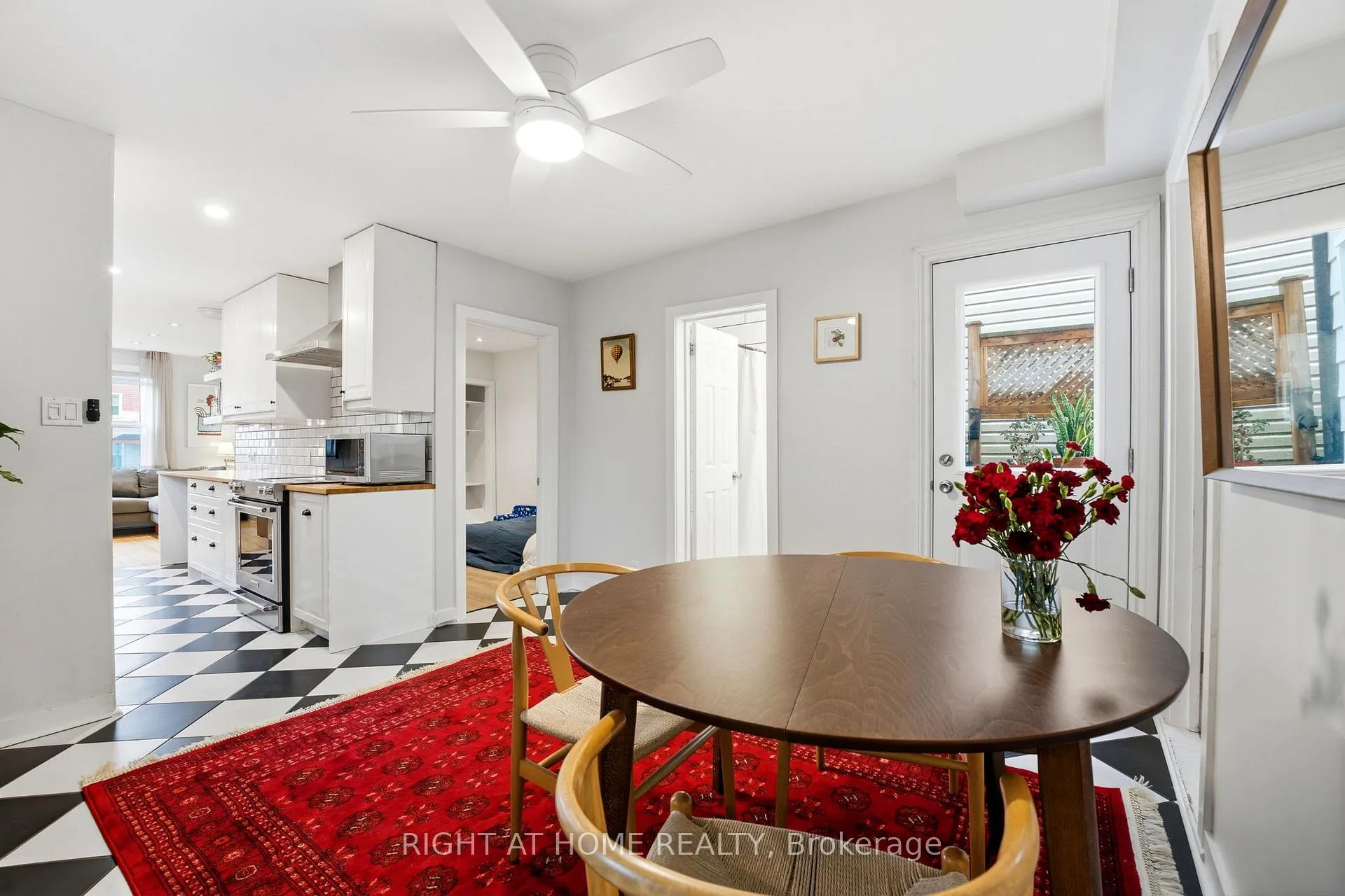 Photo 10 of 209 Marier Avenue, Ottawa, Vanier — HOMEH