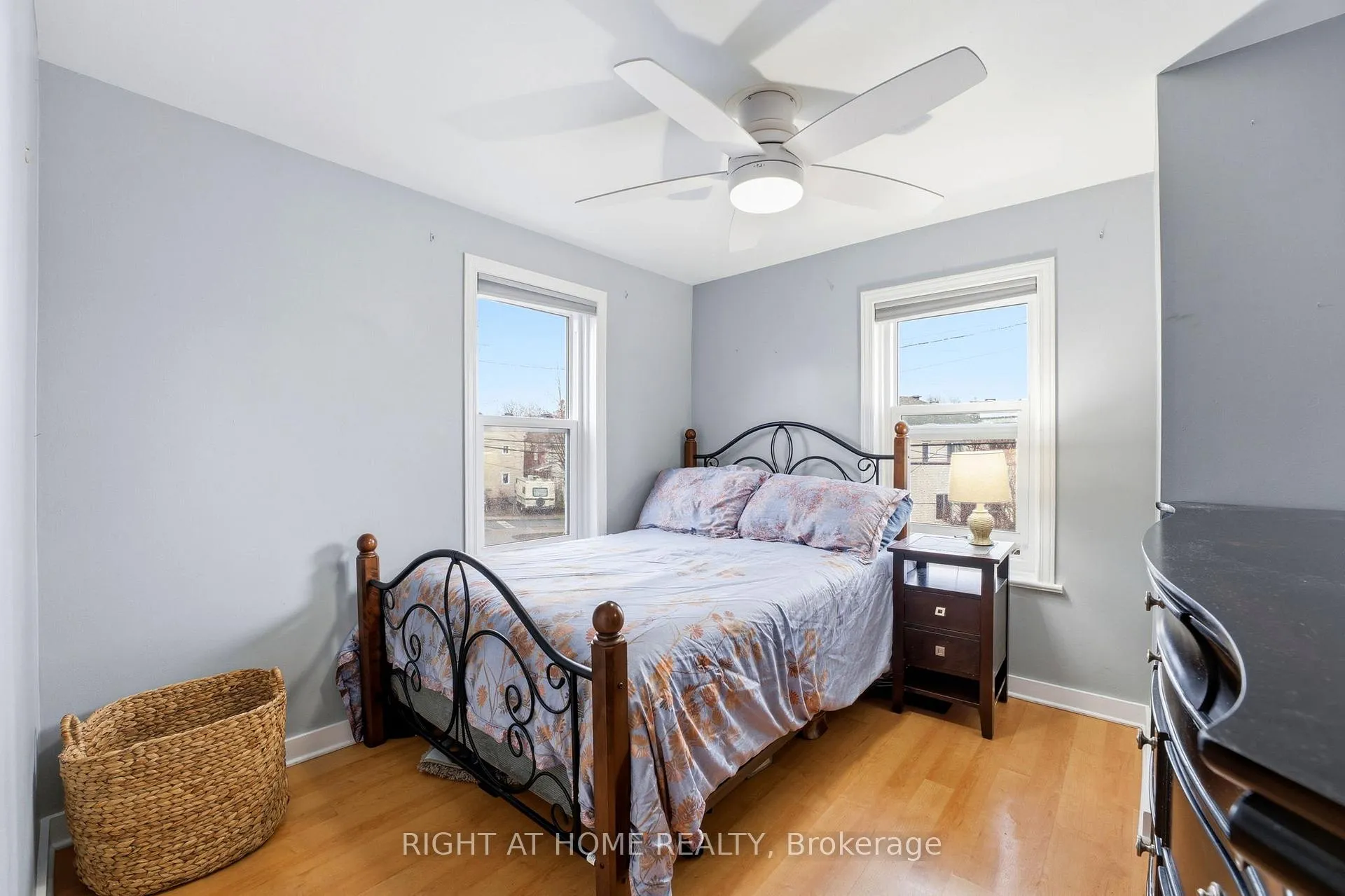 Photo 21 of 209 Marier Avenue, Ottawa, Vanier — HOMEH
