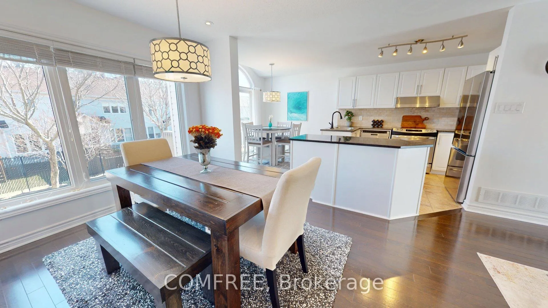 Photo 10 of 239 Hunterbrook Street, Ottawa, Kanata - Morgan's Grant/South March — HOMEH