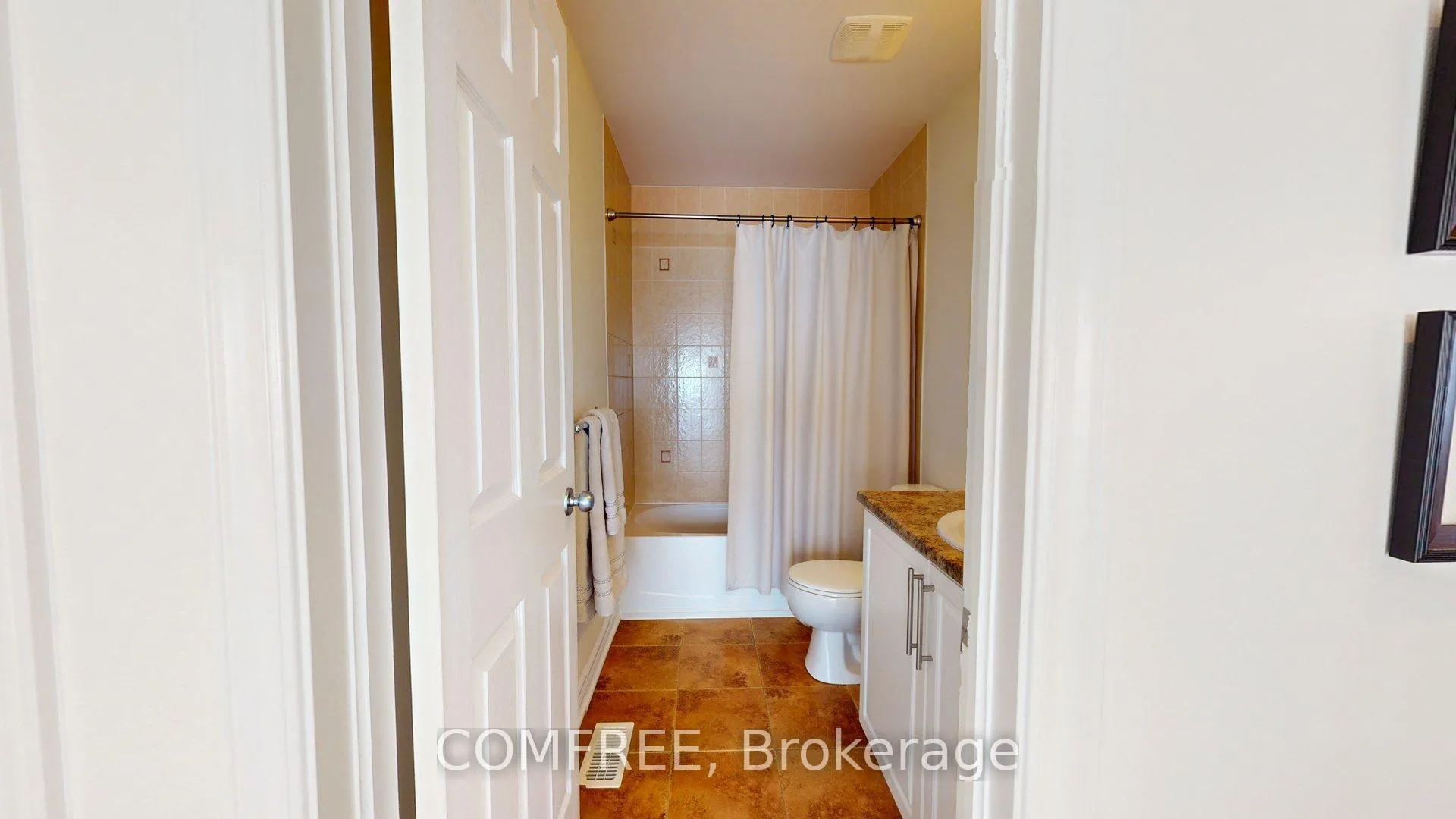 Photo 22 of 239 Hunterbrook Street, Ottawa, Kanata - Morgan's Grant/South March — HOMEH
