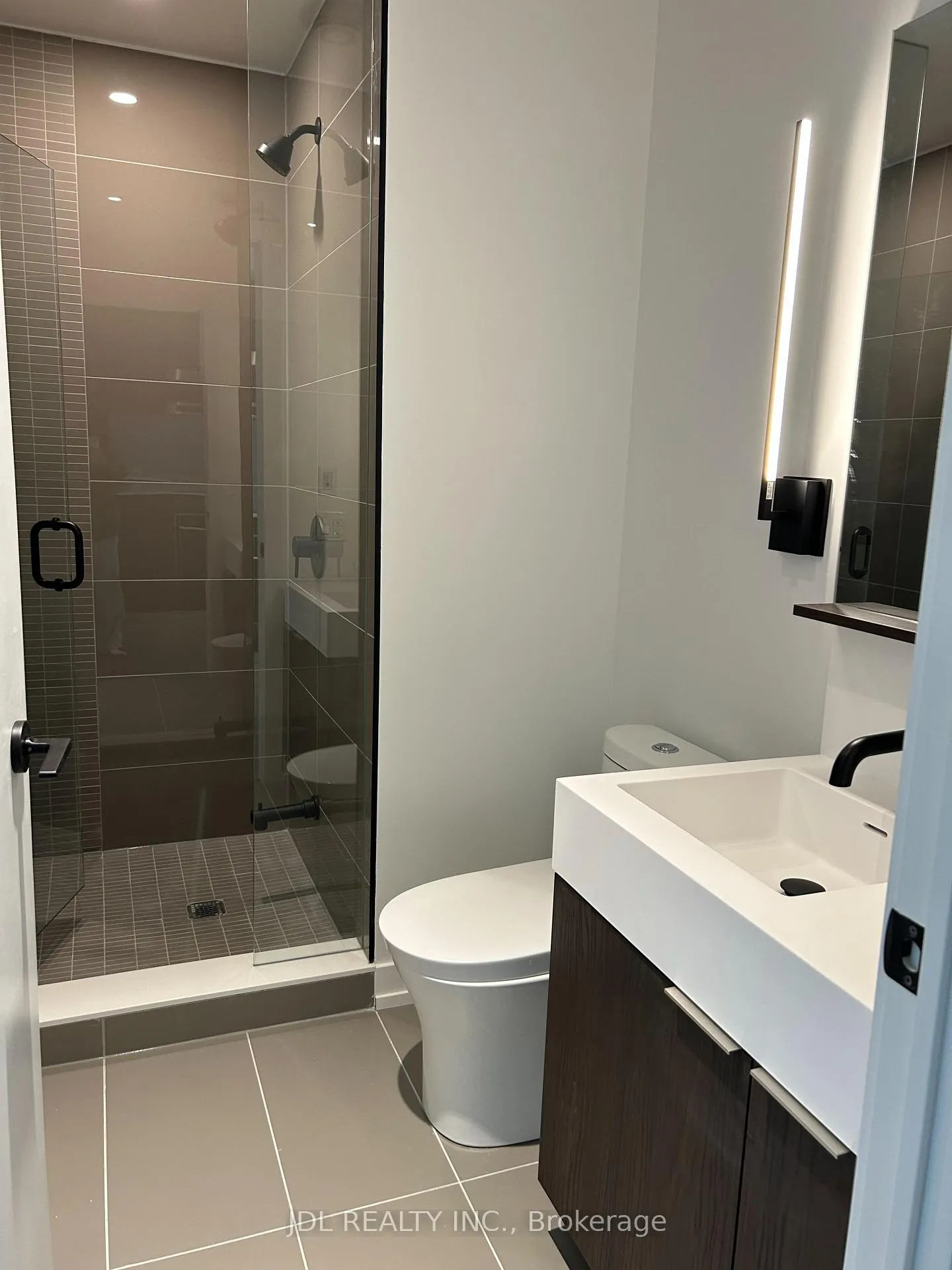 Photo 9 of Unit 2801, 117 Broadway Avenue, Toronto, Mount Pleasant West — HOMEH