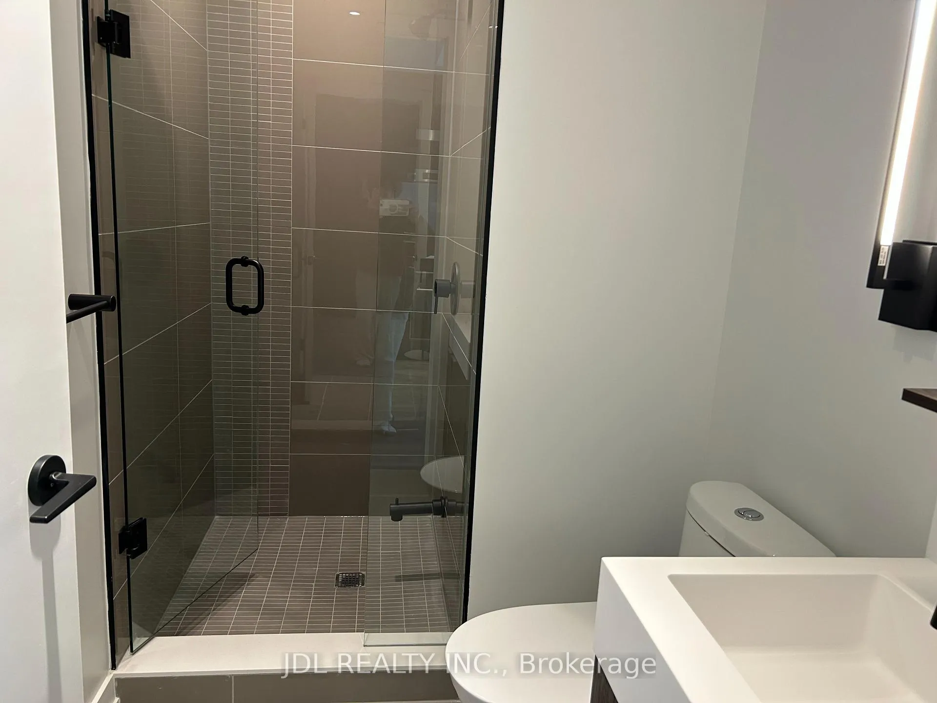 Photo 12 of Unit 2801, 117 Broadway Avenue, Toronto, Mount Pleasant West — HOMEH