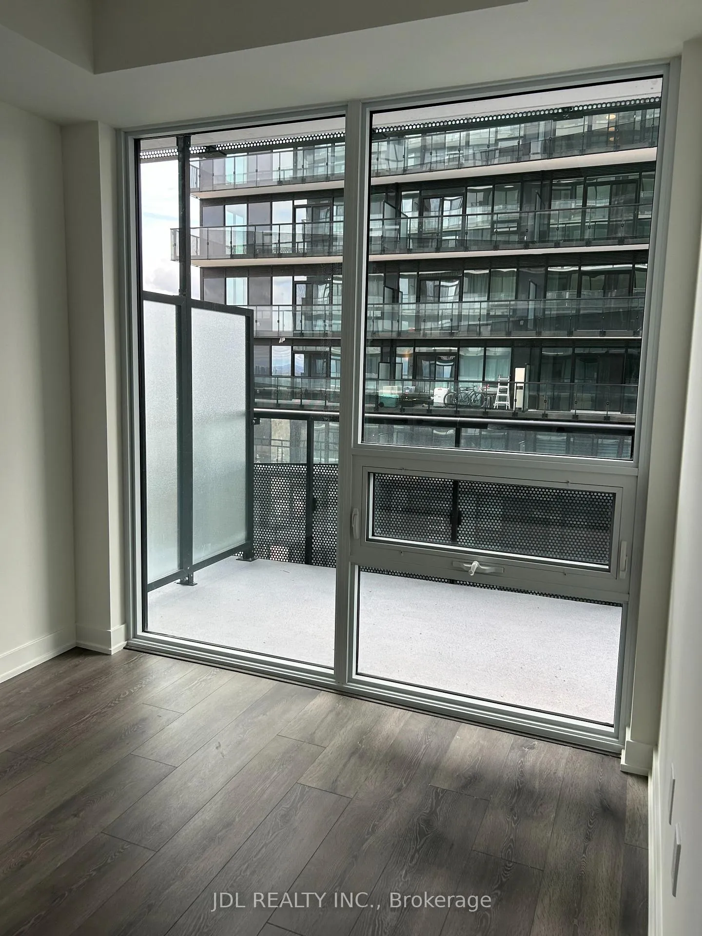 Photo 14 of Unit 2801, 117 Broadway Avenue, Toronto, Mount Pleasant West — HOMEH