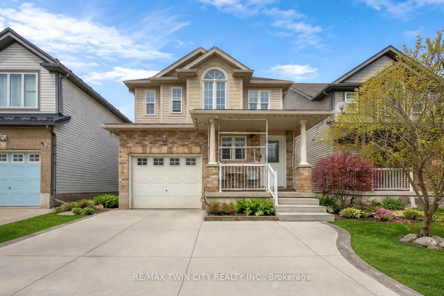 Photo 1 of 22 Dahlia Street, Kitchener — HOMEH