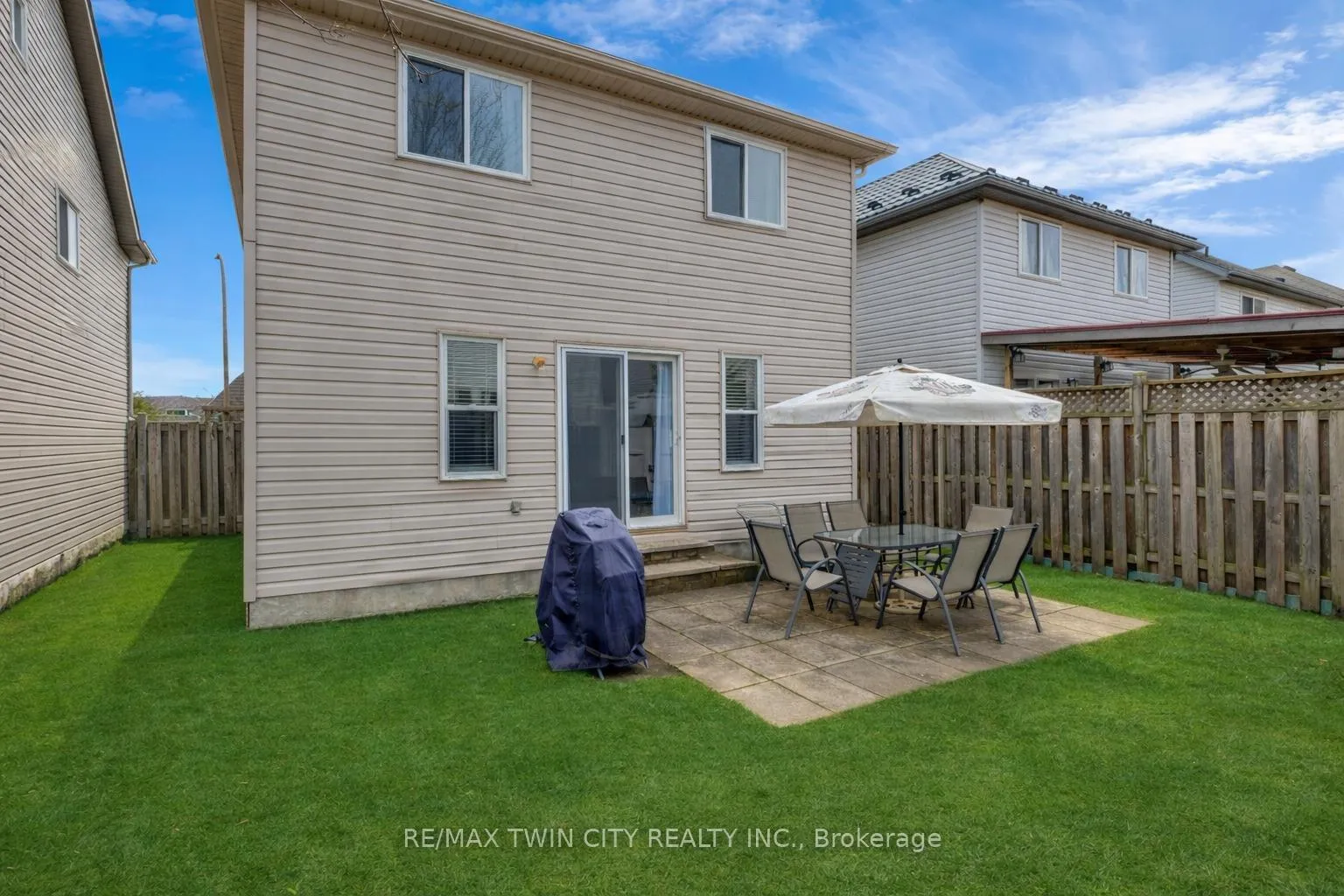 Photo 38 of 22 Dahlia Street, Kitchener — HOMEH