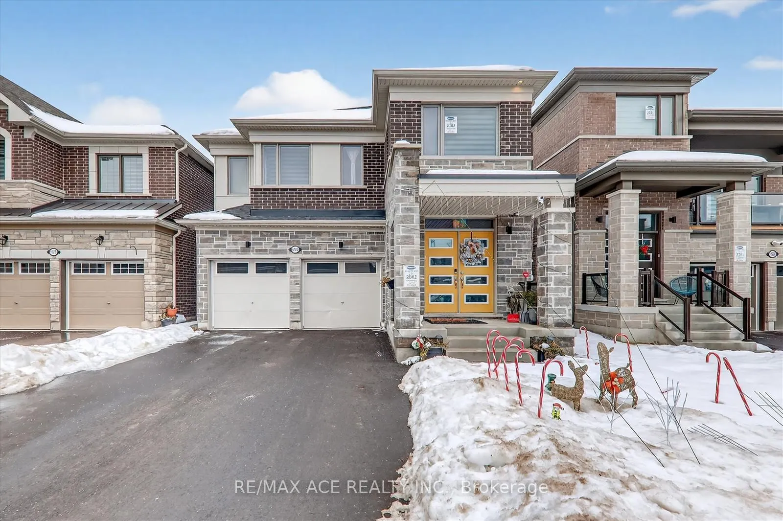 Photo 1 of 1419 Mockingbird Square, Pickering, Rural Pickering — HOMEH