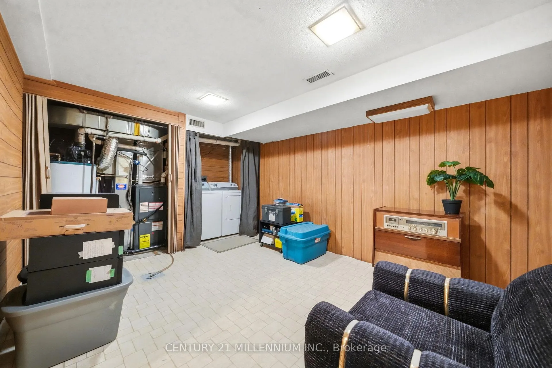 Photo 21 of 107 Darras Court, Brampton, Southgate — HOMEH