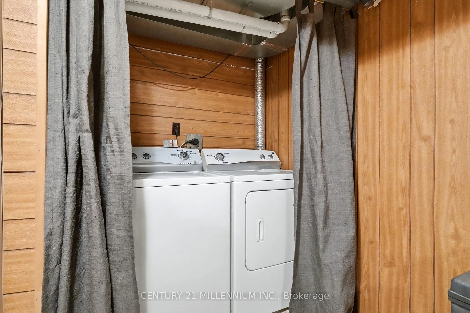 Photo 22 of 107 Darras Court, Brampton, Southgate — HOMEH