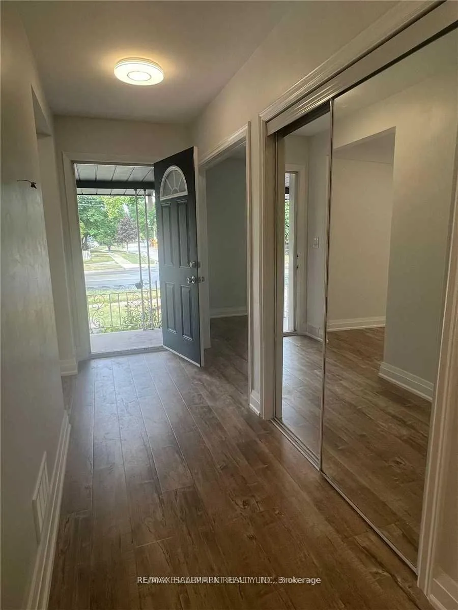 Photo 4 of Unit Main, 4328 New Street, Burlington, Shoreacres — HOMEH
