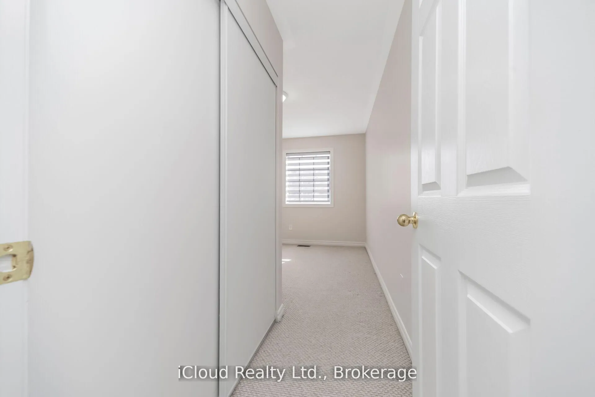 Photo 22 of 63 Spadina Road, Brampton, Bram West — HOMEH