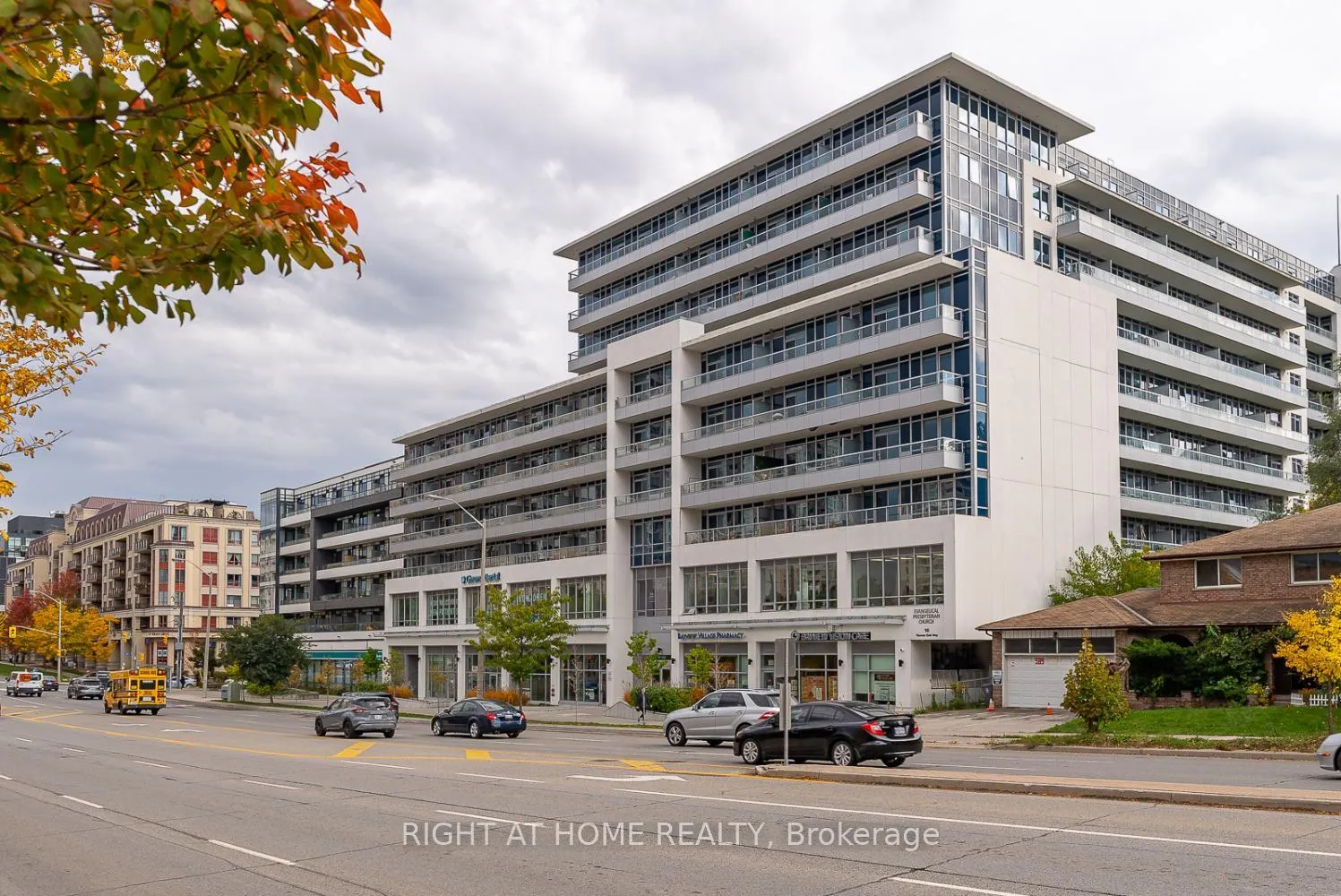 Front of Unit 633, 591 Sheppard Avenue E