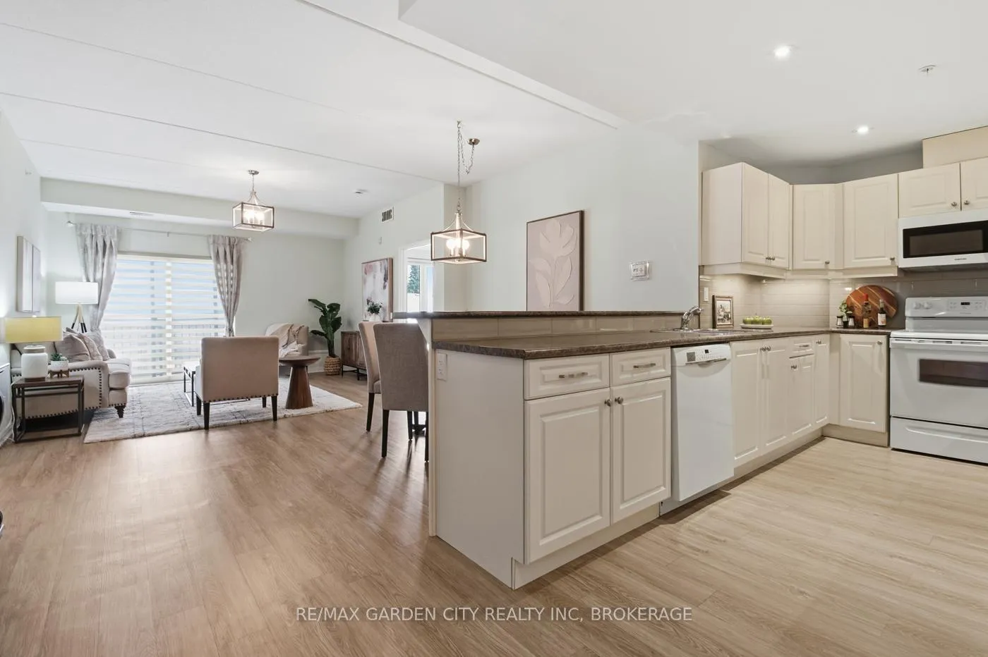 Photo 8 of Unit 307, 16 Sullivan Avenue, Thorold, Thorold Downtown — HOMEH