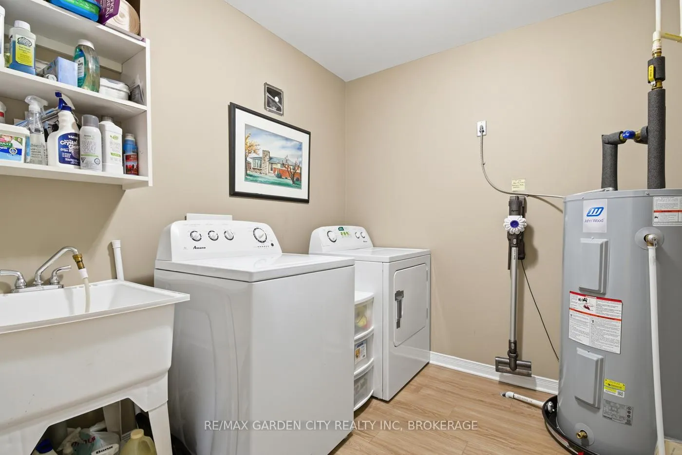 Photo 15 of Unit 307, 16 Sullivan Avenue, Thorold, Thorold Downtown — HOMEH