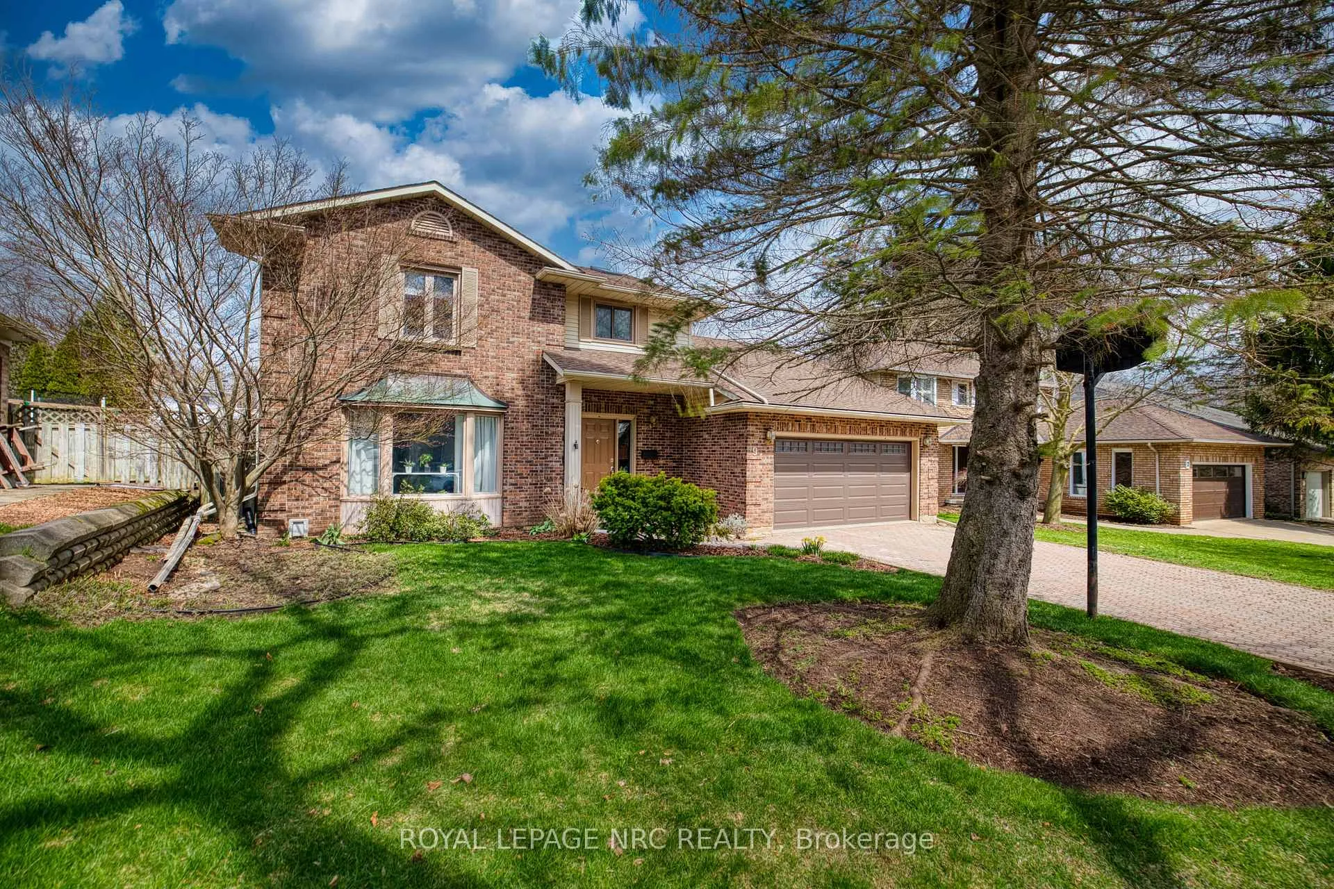 Photo 3 of 9 Nursery Lane, Pelham, Fonthill — HOMEH