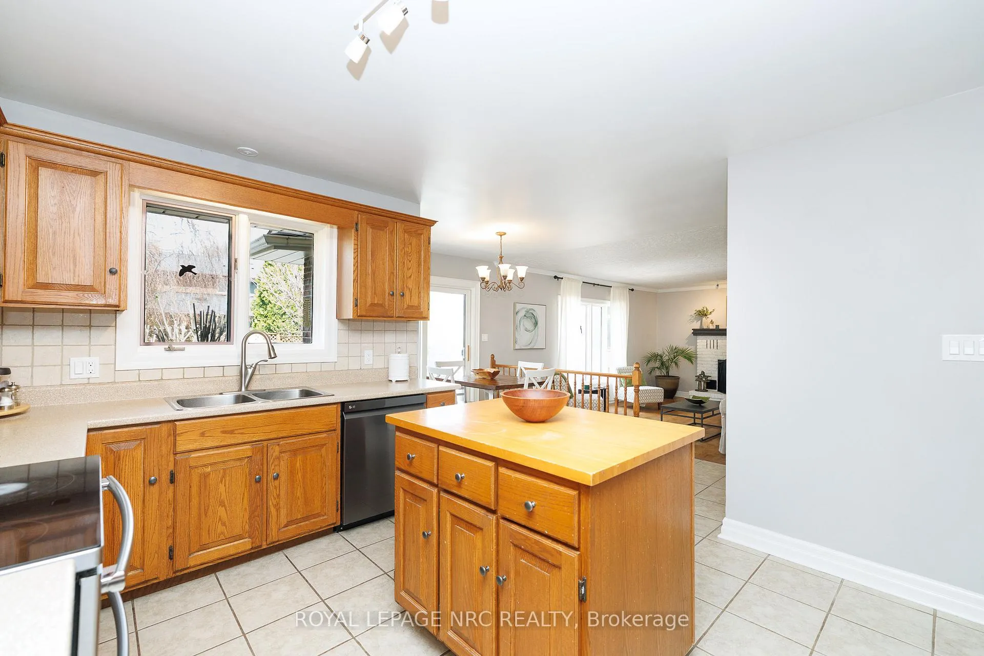 Photo 17 of 9 Nursery Lane, Pelham, Fonthill — HOMEH