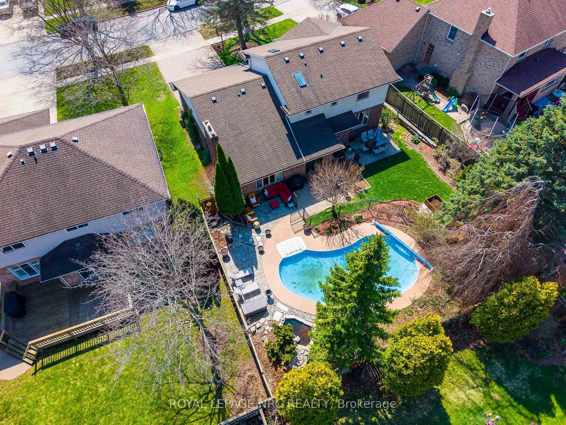Photo 44 of 9 Nursery Lane, Pelham, Fonthill — HOMEH