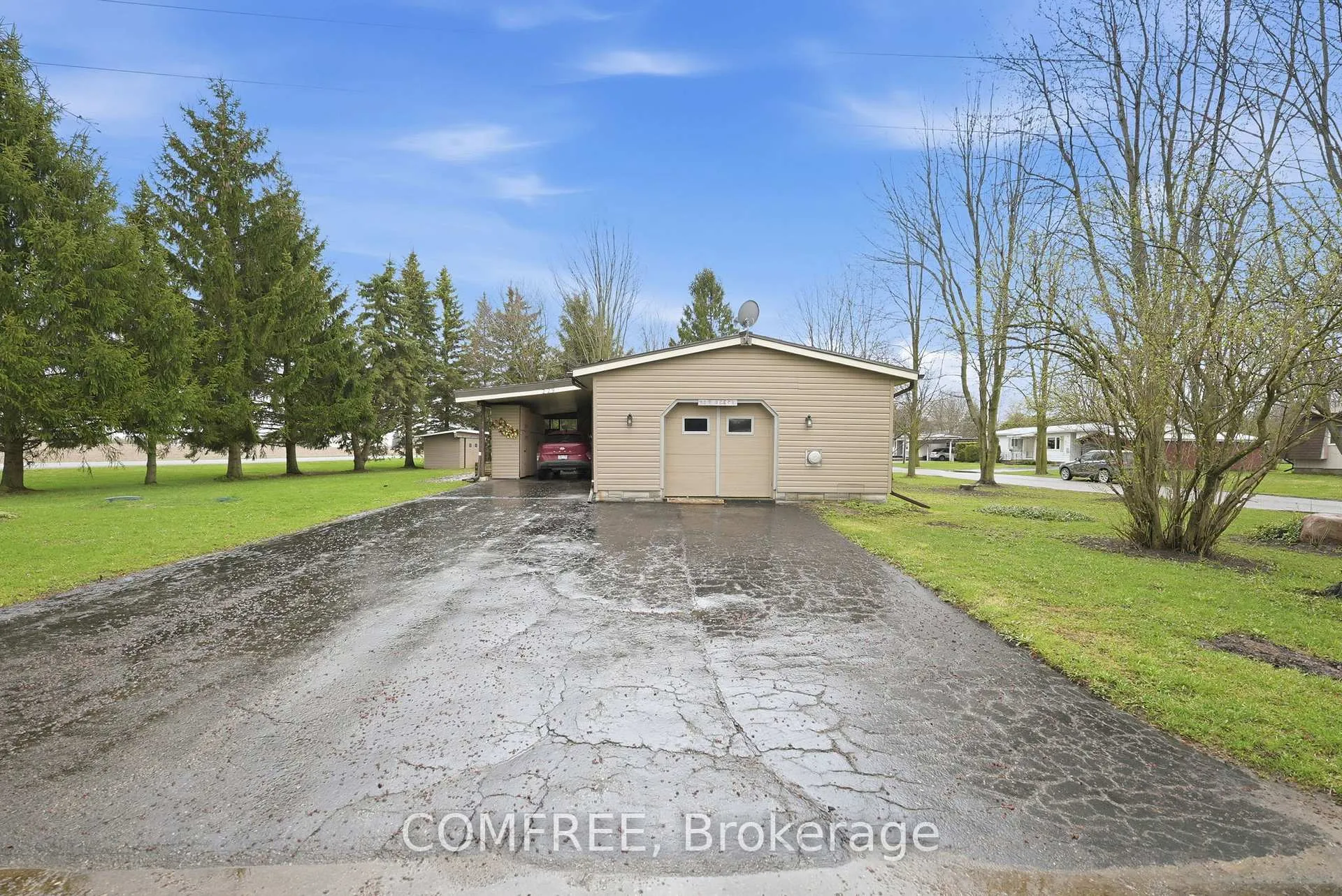 Photo 1 of 229 Beech Street, Perth East, Crystal Lake — HOMEH