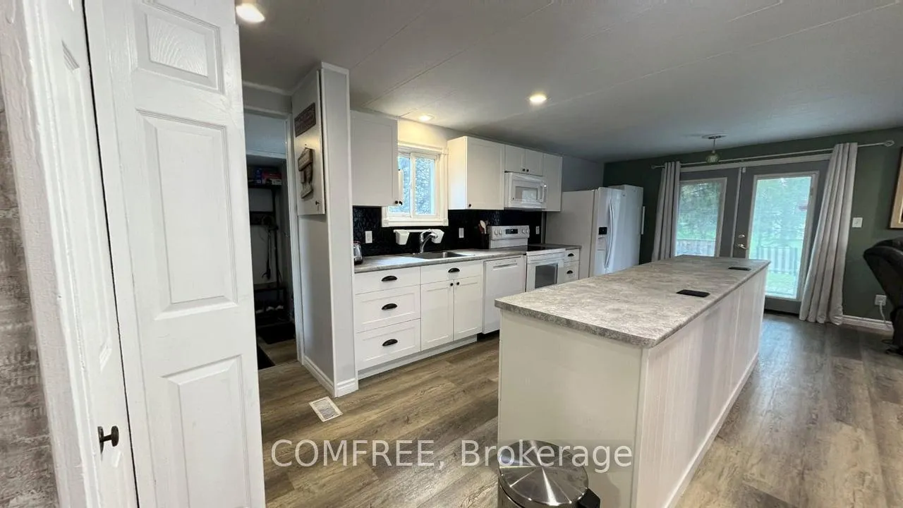 Photo 5 of 229 Beech Street, Perth East, Crystal Lake — HOMEH