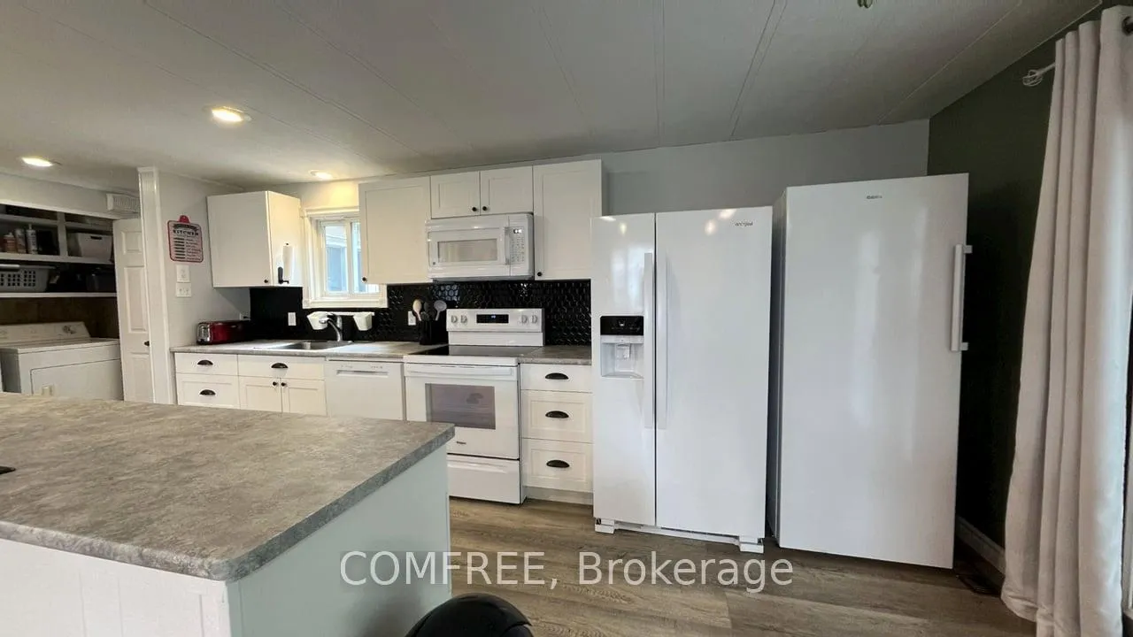 Photo 7 of 229 Beech Street, Perth East, Crystal Lake — HOMEH