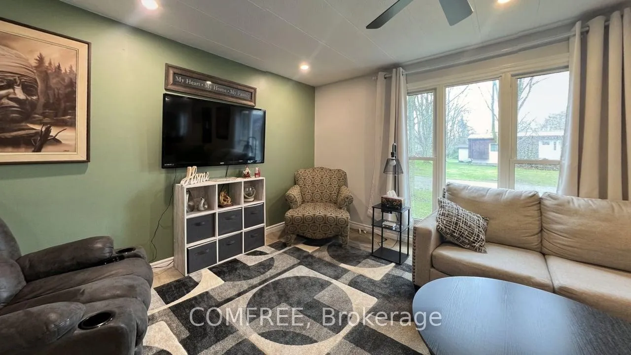 Photo 9 of 229 Beech Street, Perth East, Crystal Lake — HOMEH