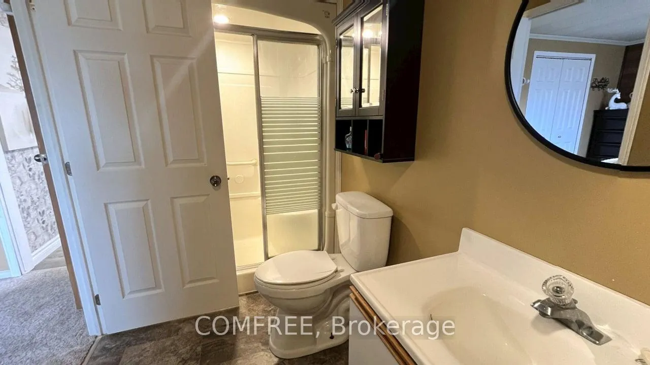Photo 20 of 229 Beech Street, Perth East, Crystal Lake — HOMEH