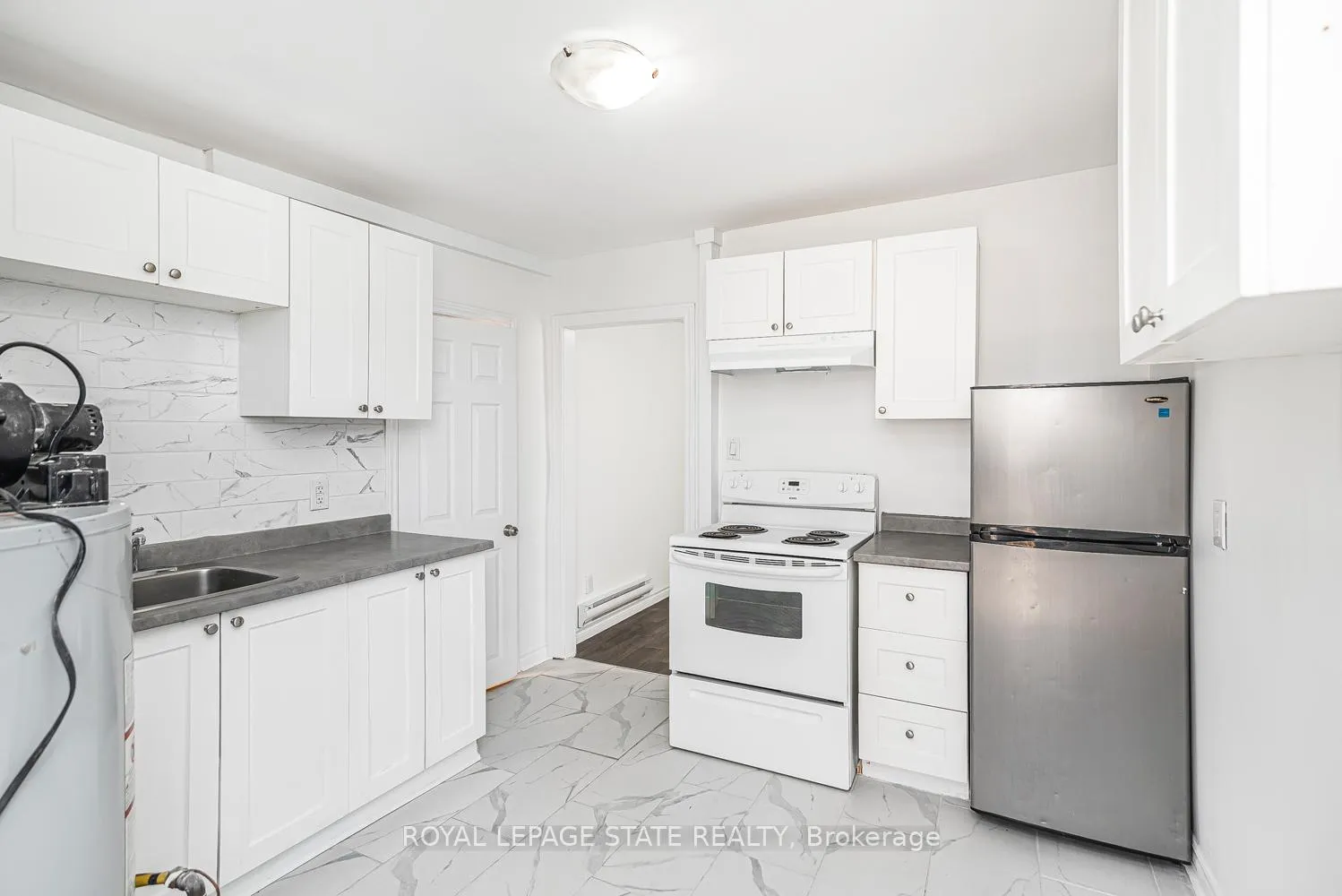 Photo 14 of 115 Robins Avenue, Hamilton, Crown Point — HOMEH