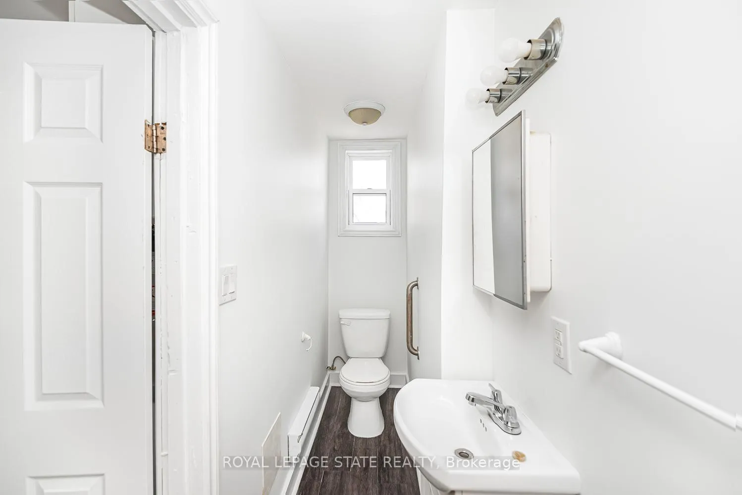 Photo 19 of 115 Robins Avenue, Hamilton, Crown Point — HOMEH