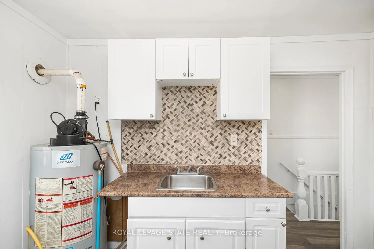 Photo 30 of 115 Robins Avenue, Hamilton, Crown Point — HOMEH