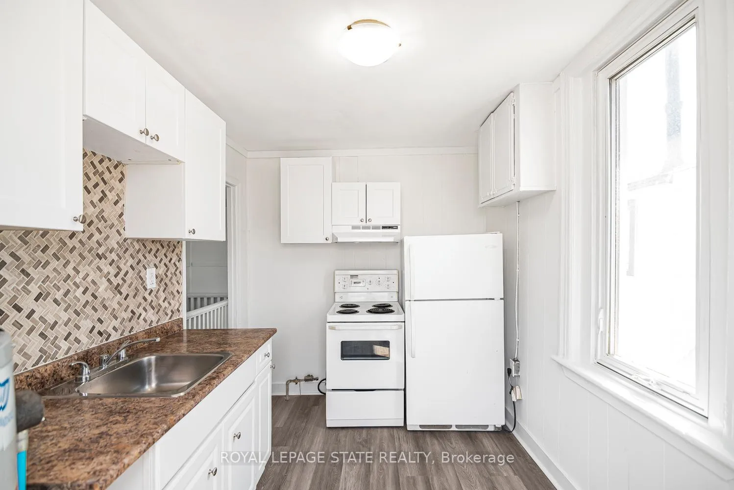 Photo 31 of 115 Robins Avenue, Hamilton, Crown Point — HOMEH
