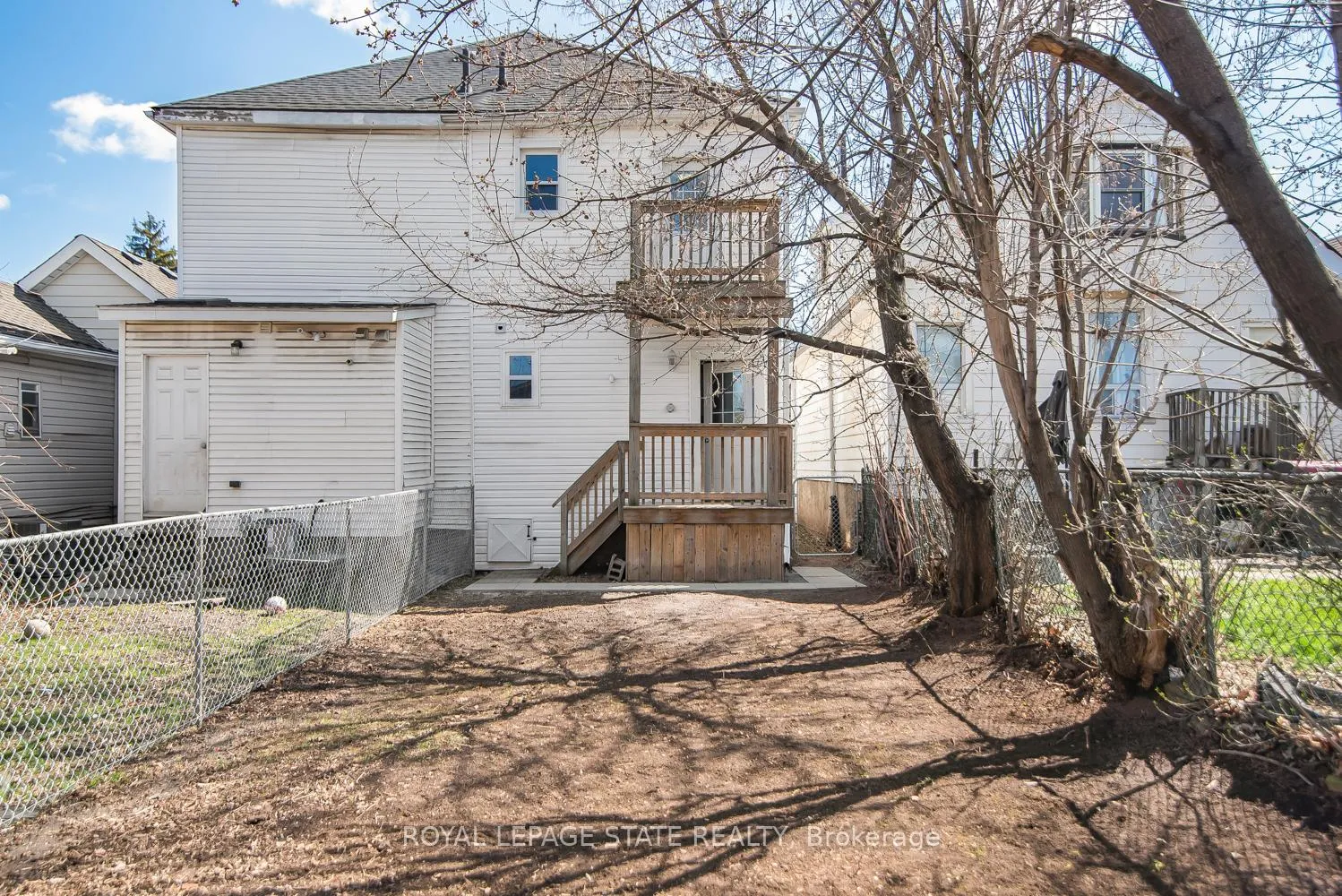Photo 37 of 115 Robins Avenue, Hamilton, Crown Point — HOMEH