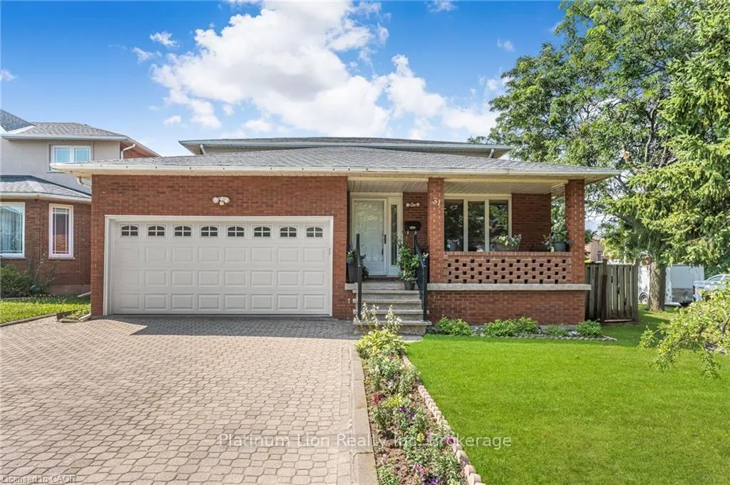 Photo 2 of 51 Seaton Place Drive, Hamilton, Stoney Creek — HOMEH