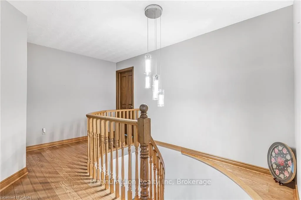 Photo 23 of 51 Seaton Place Drive, Hamilton, Stoney Creek — HOMEH