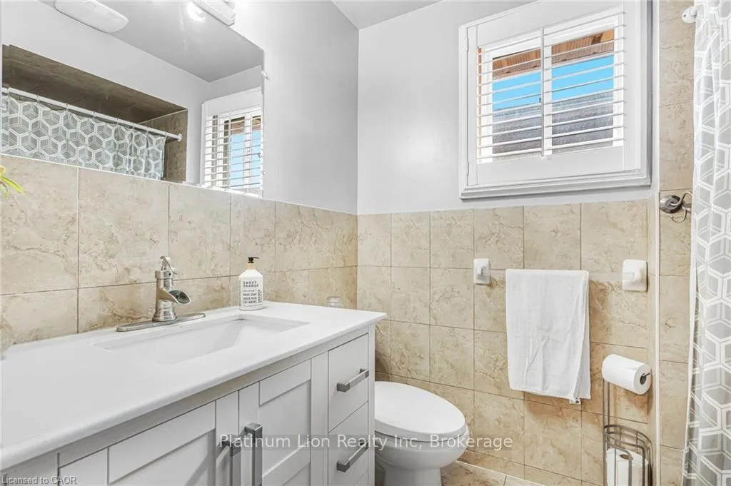 Photo 25 of 51 Seaton Place Drive, Hamilton, Stoney Creek — HOMEH