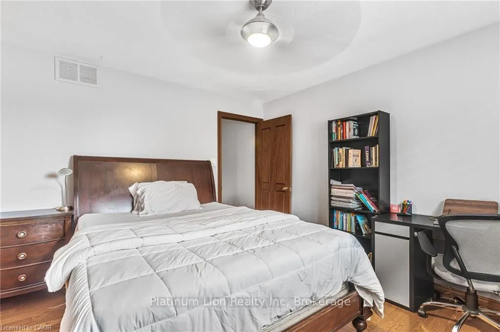 Photo 31 of 51 Seaton Place Drive, Hamilton, Stoney Creek — HOMEH