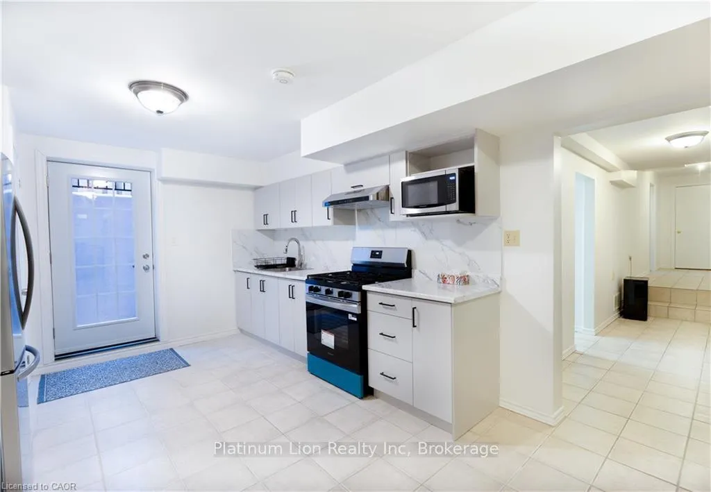 Photo 33 of 51 Seaton Place Drive, Hamilton, Stoney Creek — HOMEH