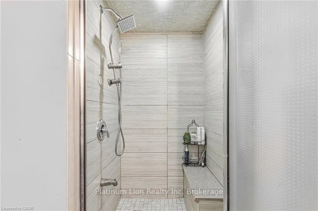 Photo 36 of 51 Seaton Place Drive, Hamilton, Stoney Creek — HOMEH