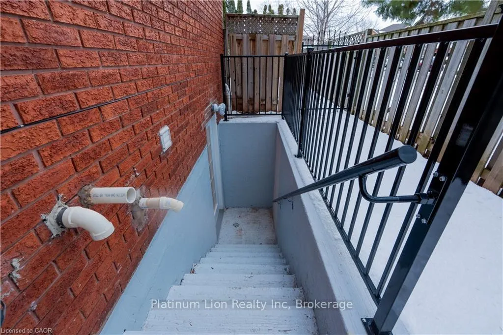 Photo 43 of 51 Seaton Place Drive, Hamilton, Stoney Creek — HOMEH