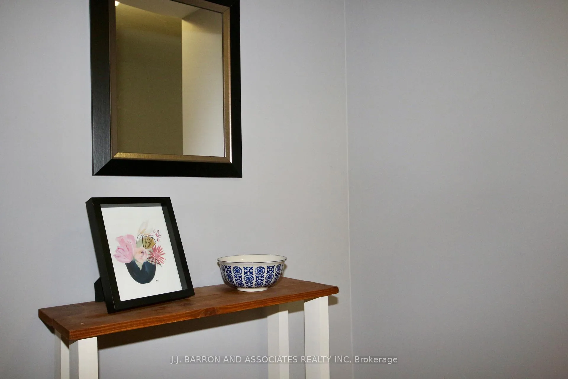 Photo 2 of Unit (Lower), 9 Seline Crescent, Barrie, Painswick South — HOMEH