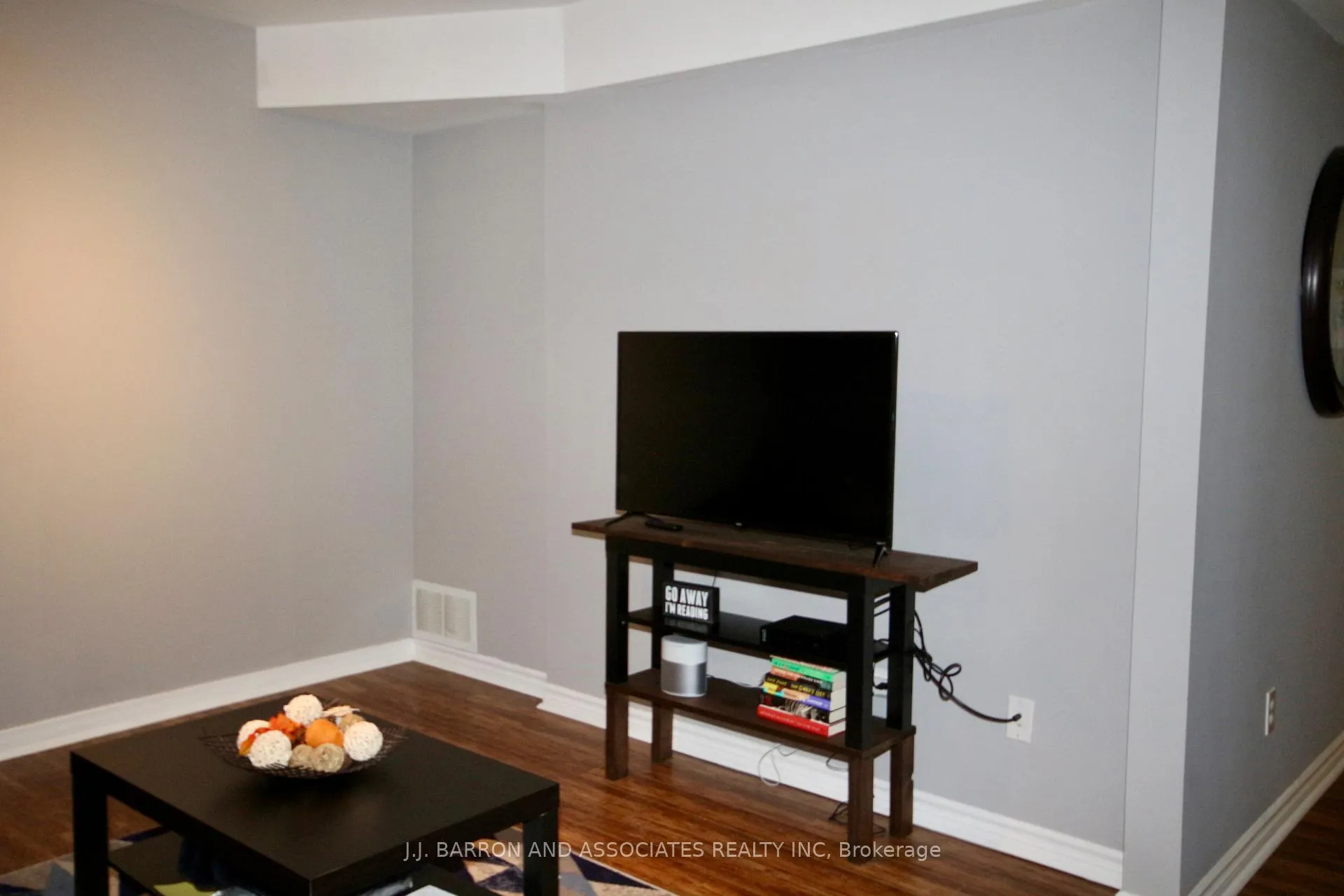 Photo 14 of Unit (Lower), 9 Seline Crescent, Barrie, Painswick South — HOMEH