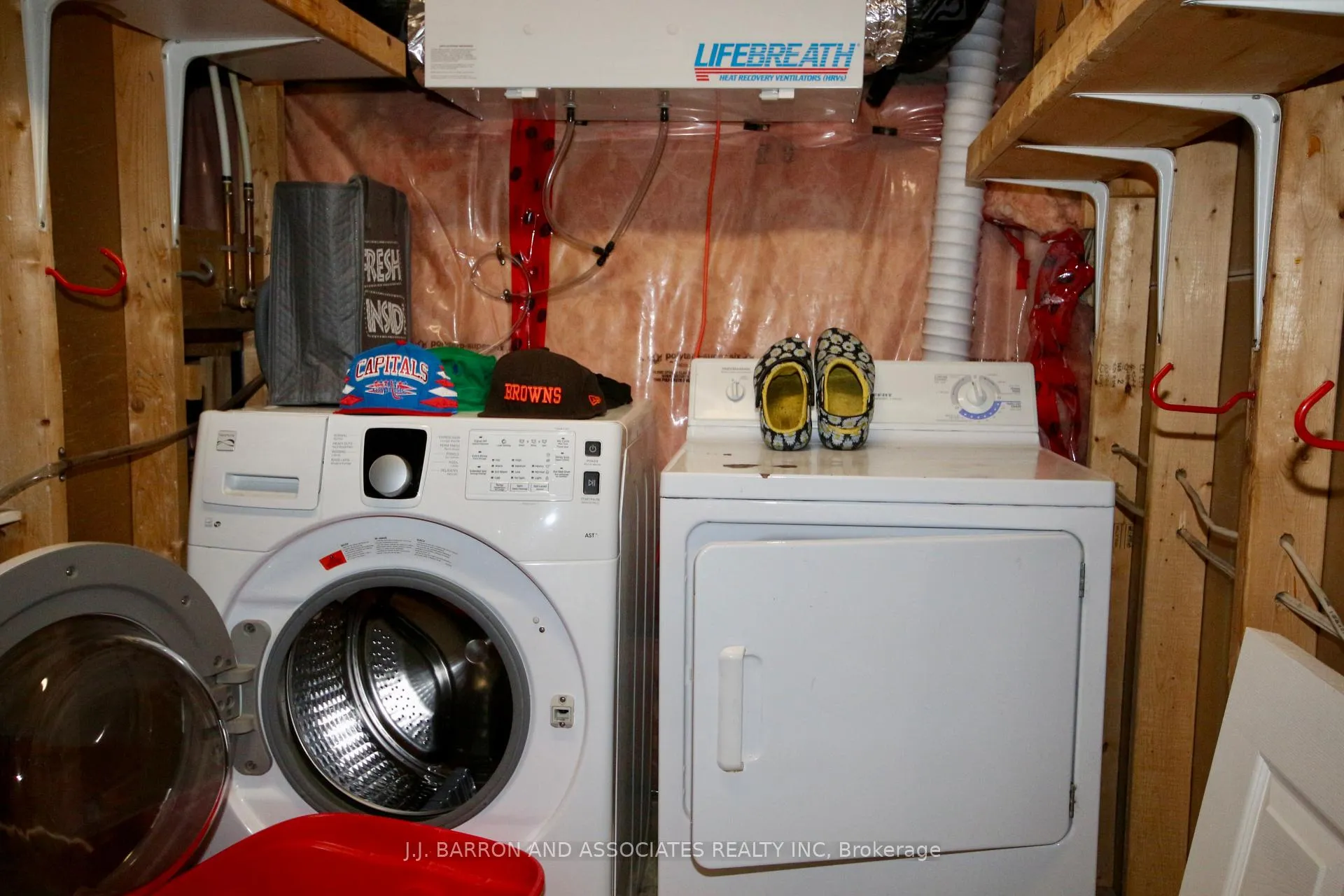 Photo 19 of Unit (Lower), 9 Seline Crescent, Barrie, Painswick South — HOMEH