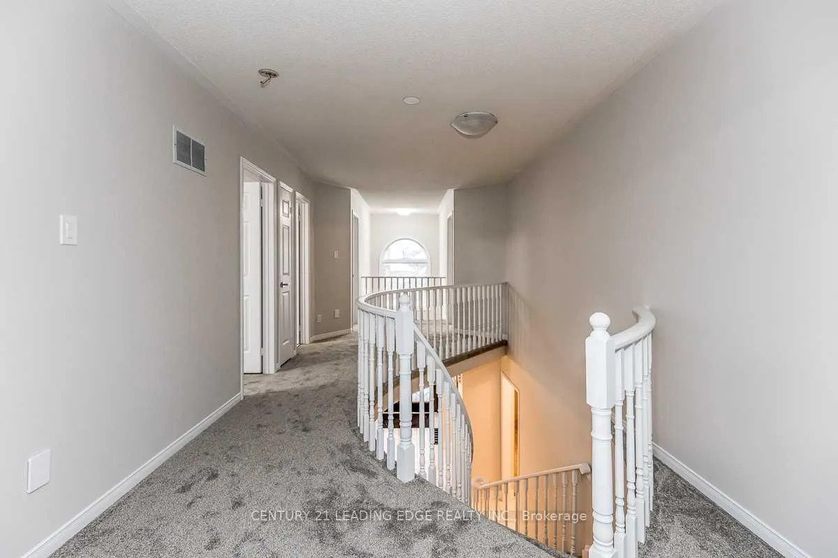 Photo 16 of 90 Cityview Circle, Barrie, Holly — HOMEH