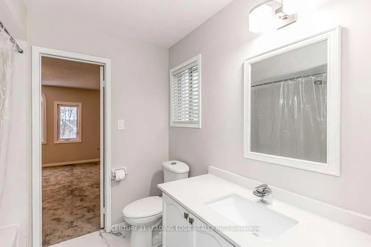 Photo 25 of 90 Cityview Circle, Barrie, Holly — HOMEH