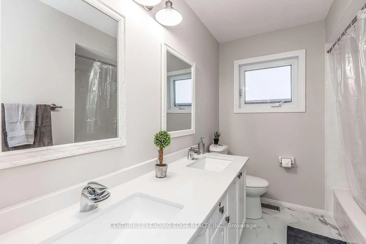 Photo 29 of 90 Cityview Circle, Barrie, Holly — HOMEH