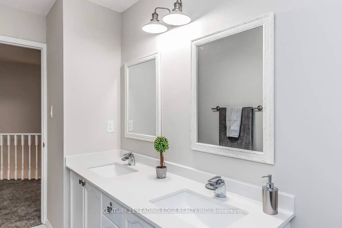 Photo 30 of 90 Cityview Circle, Barrie, Holly — HOMEH