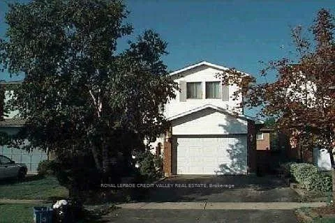 Photo 1 of 73 Winterfold Drive, Brampton, Madoc — HOMEH
