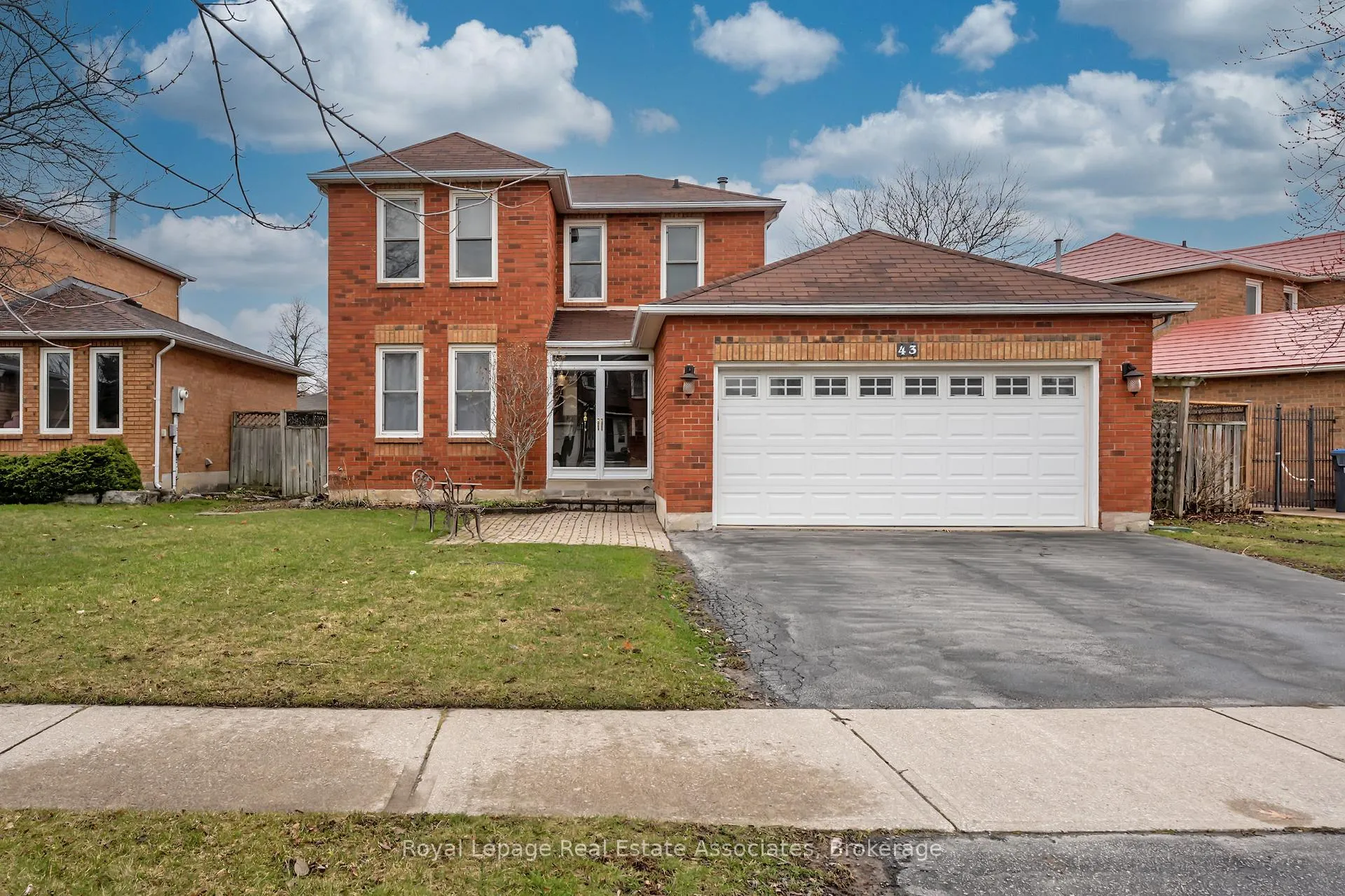 Photo 1 of 43 Corkett Drive, Brampton, Northwood Park — HOMEH
