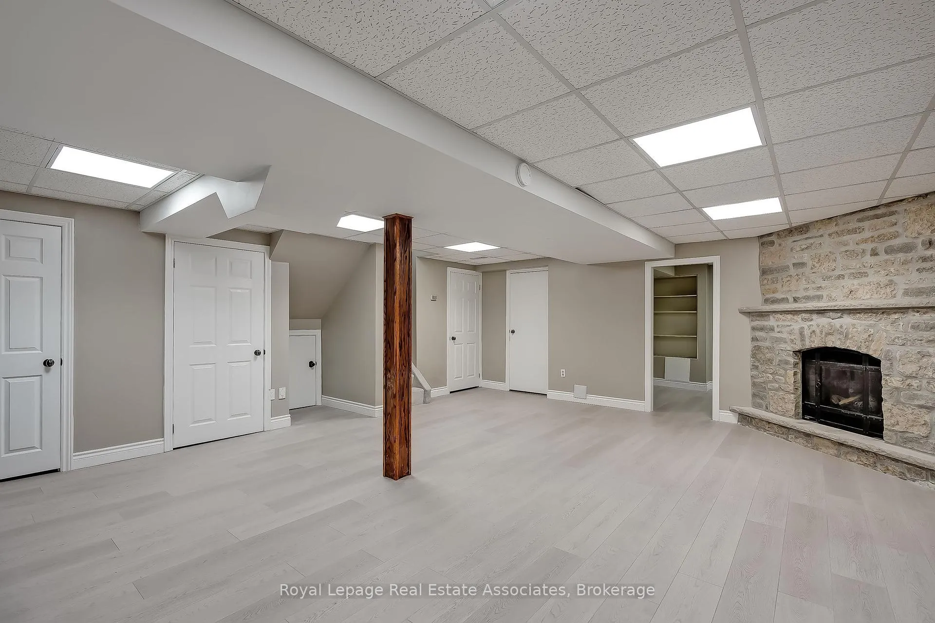 Photo 25 of 43 Corkett Drive, Brampton, Northwood Park — HOMEH